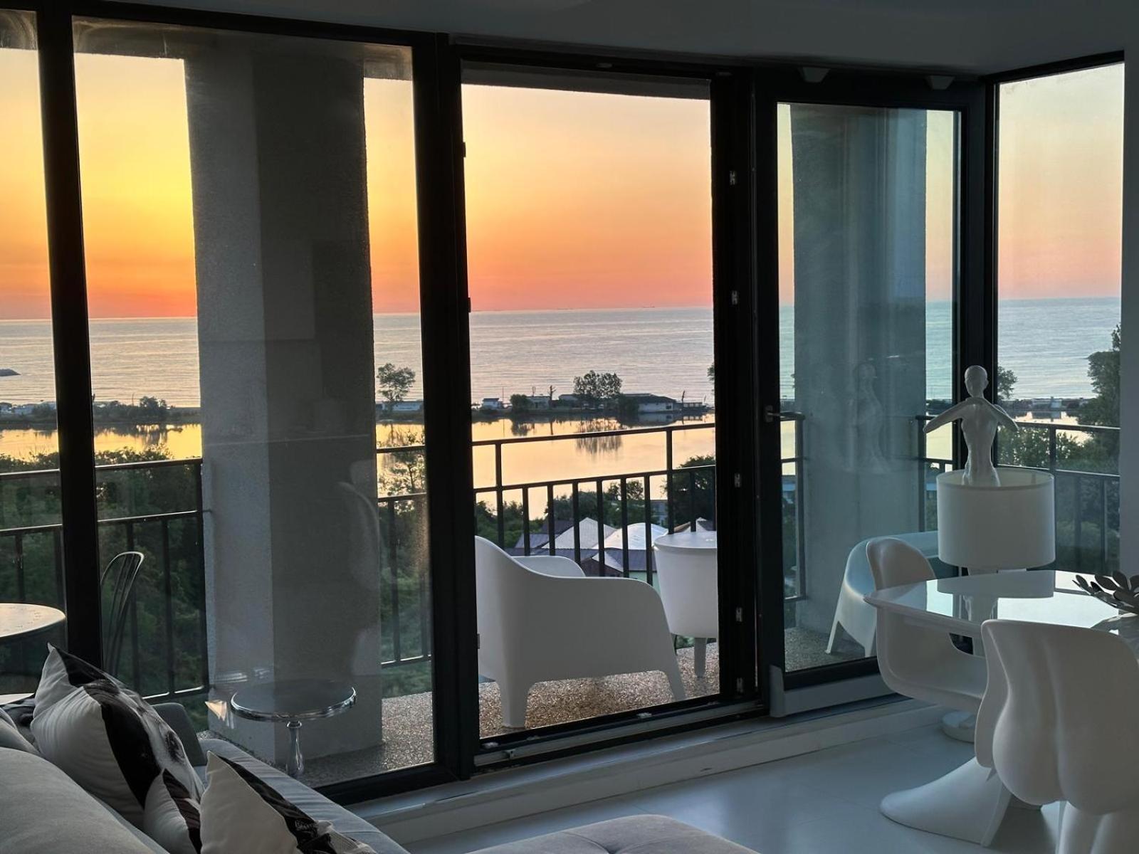 Donna Alba Seaview Penthouse, Casa Ta De Pe Plaja Apartment Neptun Ngoại thất bức ảnh